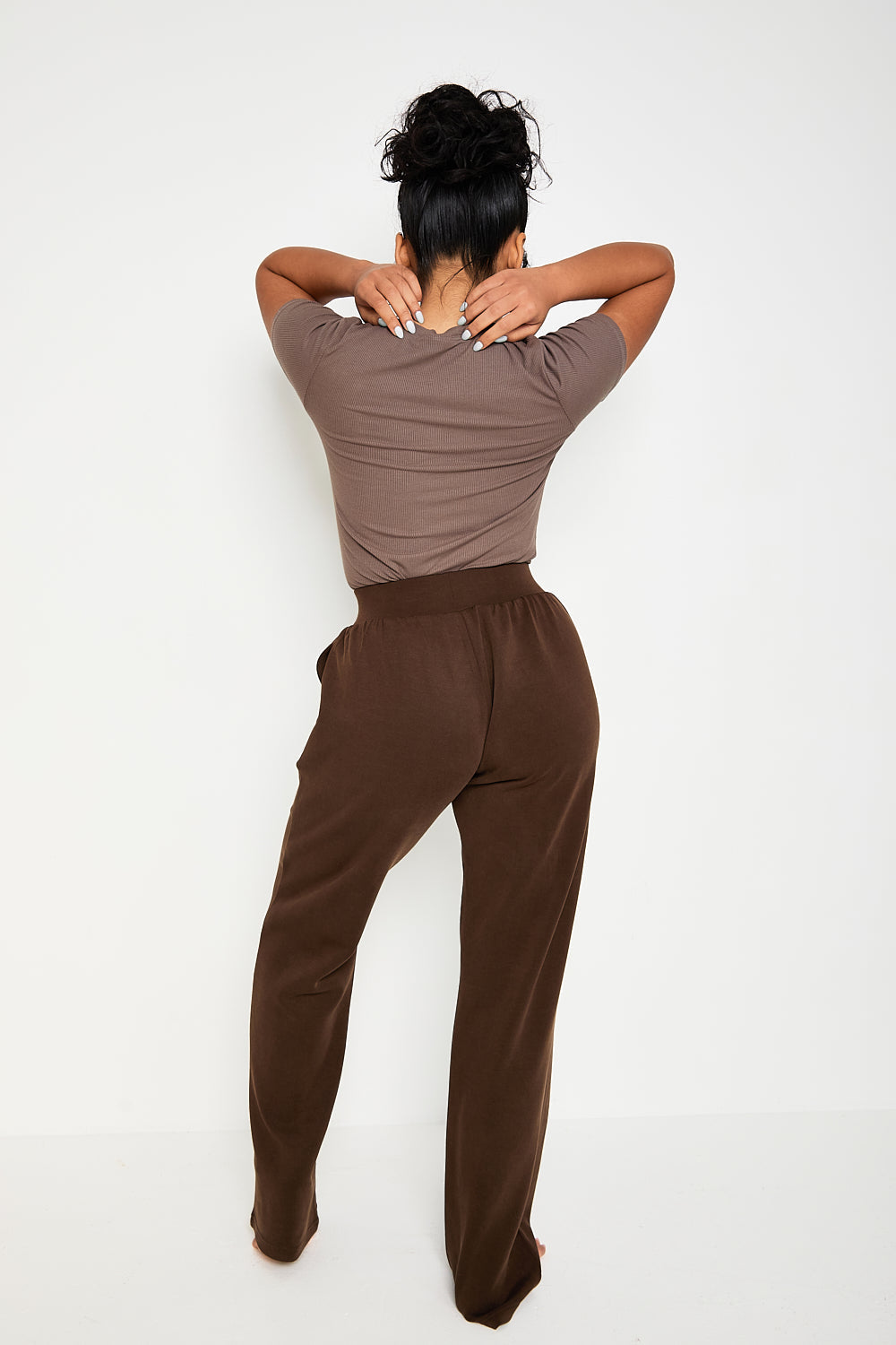 Soft Touch Lounge Flare Jogger - Chocolate - Sunde