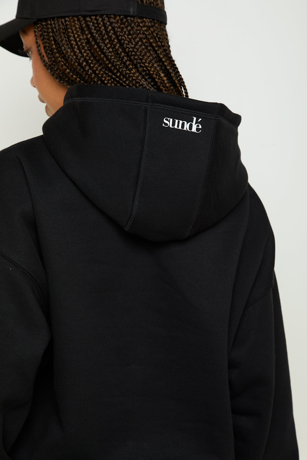 SoftBlend Oversized Hoodie - Black - Sunde
