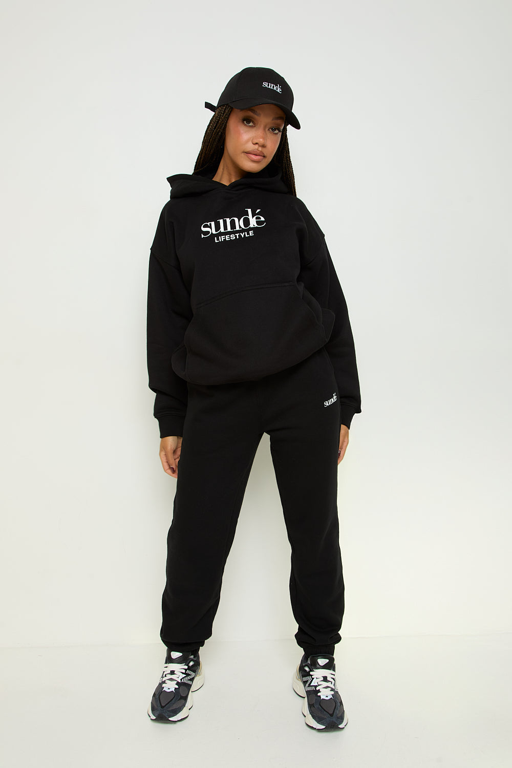 SoftBlend Oversized Hoodie - Black - Sunde