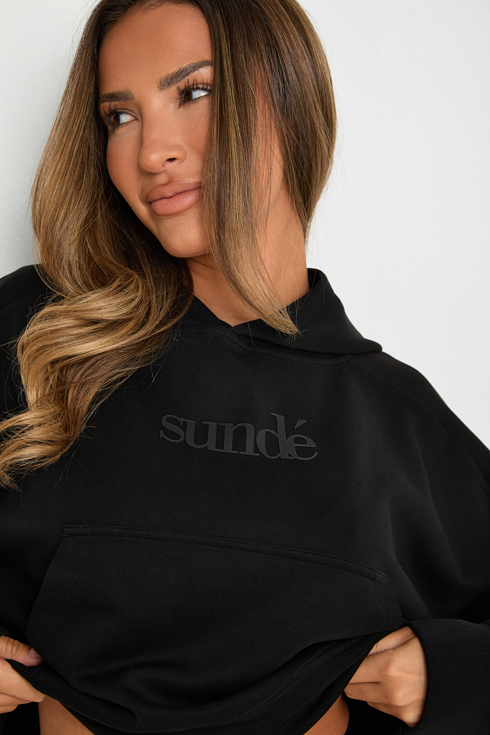 Soft Touch Boxy Lounge Hoodie - Black - Sunde