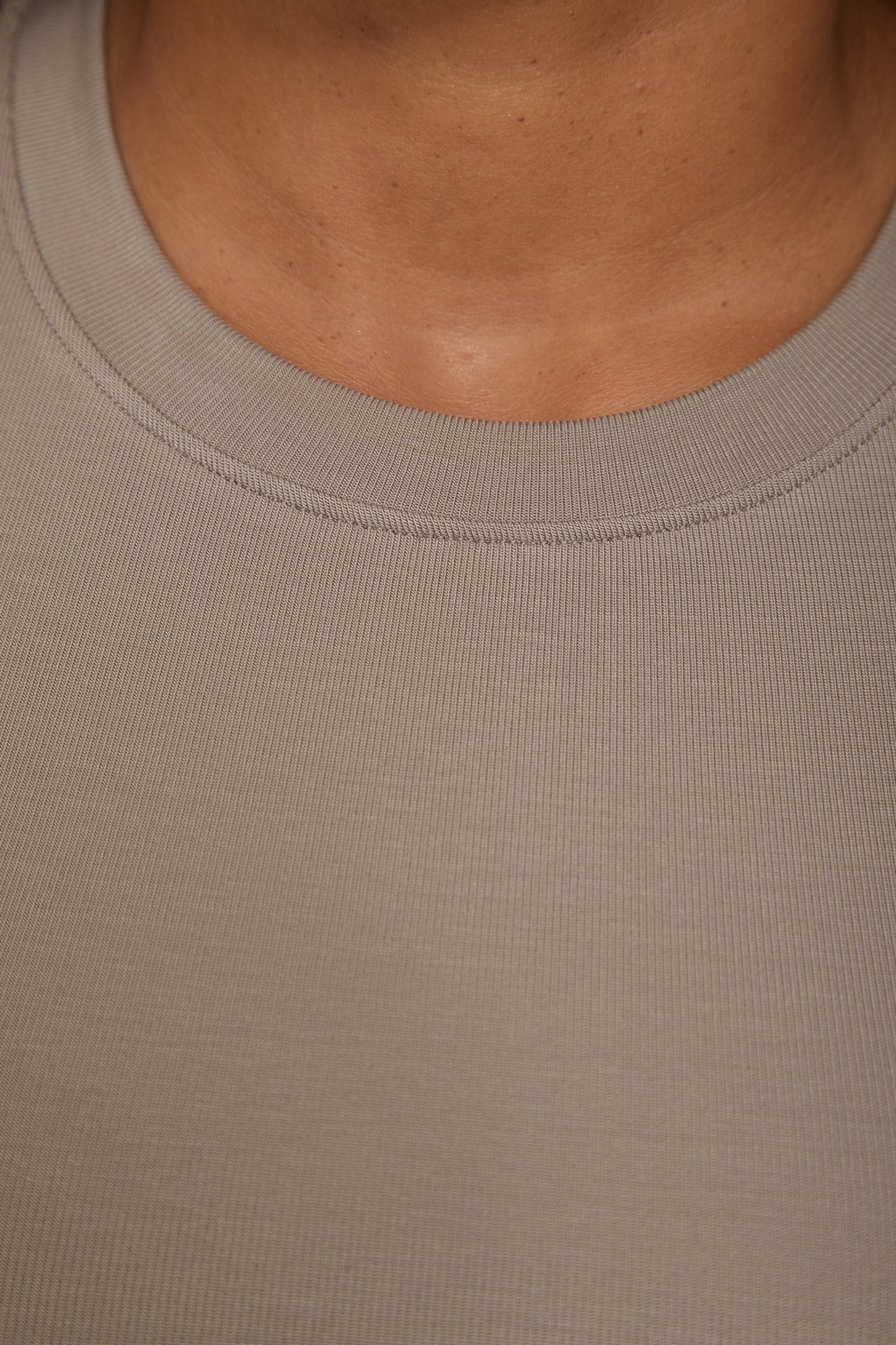 Lyocell Basic T-Shirt - Mink- Sunde